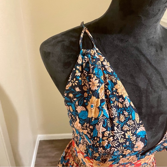 Bohemian Maxi Multi-Colored flowered Large Dress - Picture 5 of 9